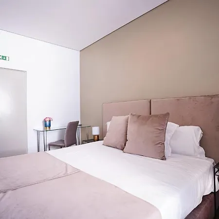 Duque D'avila 2 Гостевой дом 3*