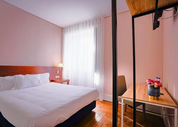 Duque D`avila 2 Pensión 3*