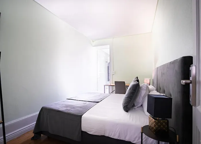 Duque D`avila 2 Pensión Aveiro